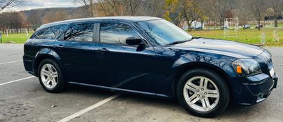 Used 2005 Dodge Magnum R/T w/ Convenience Group II