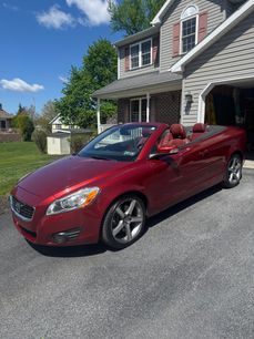 Used 2011 Volvo C70 T5