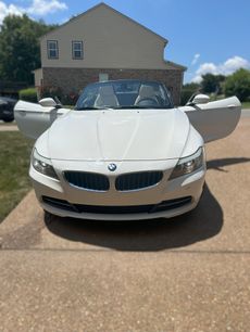 Used 2011 BMW Z4 sDrive30i
