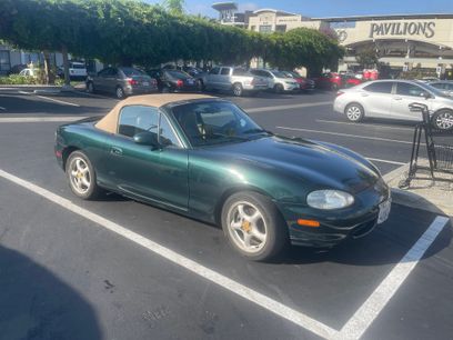 Used 1999 MAZDA MX-5 Miata