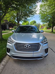 Used 2017 Hyundai Santa Fe SE w/ Cargo Package
