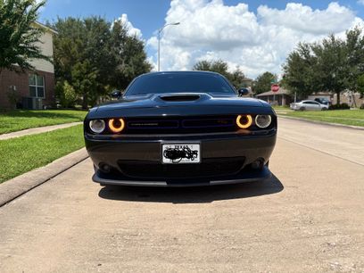 Used 2019 Dodge Challenger R/T