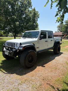 Used 2020 Jeep Gladiator Sport w/ Quick Order Package 24S