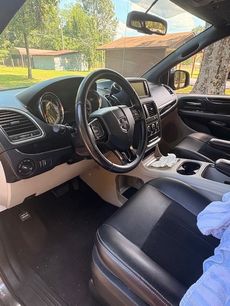 Used 2017 Dodge Grand Caravan SXT