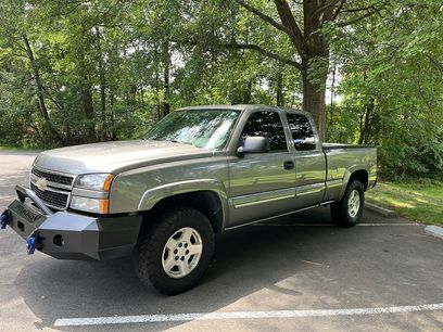 Used 2006 Chevrolet Silverado 1500 LT w/ Onstar Plus Package