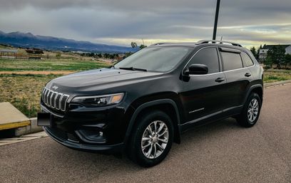 Used 2019 Jeep Cherokee Latitude Plus w/ Comfort/Convenience Group