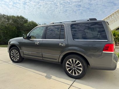 Used 2017 Lincoln Navigator Select