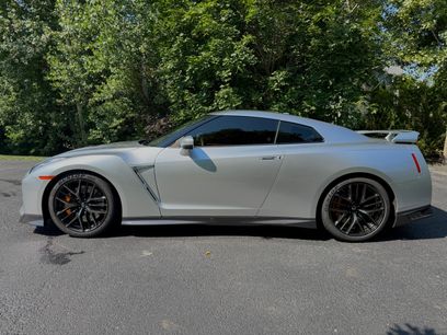 Used 2017 Nissan GT-R Premium