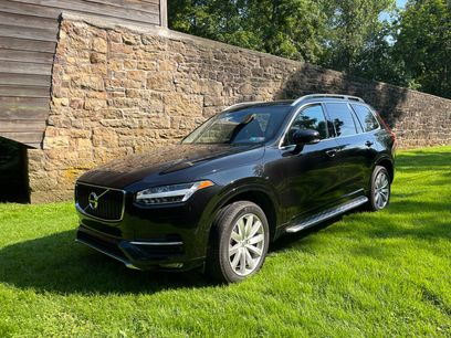 Used 2016 Volvo XC90 T6 Momentum w/ Momentum Plus Package