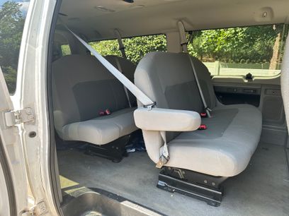 Used 2012 Ford E-350 and Econoline 350 XLT