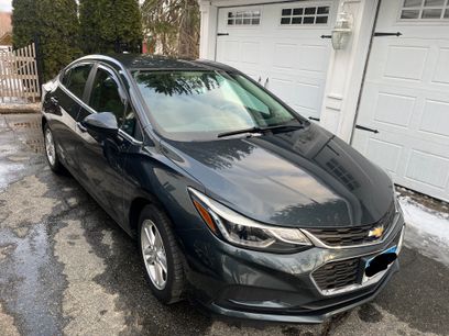 Used 2017 Chevrolet Cruze LT