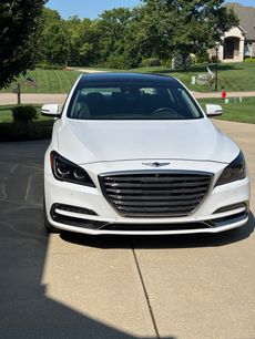 Used 2018 Genesis G80 3.8 w/ Option Group 03