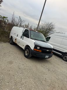 Used 2005 Chevrolet Express 2500