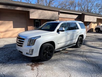 Used 2018 Cadillac Escalade Luxury