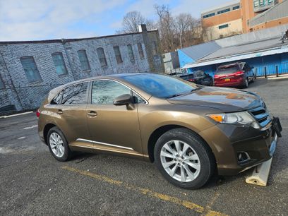 Used 2014 Toyota Venza LE