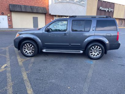 Used 2012 Nissan Pathfinder SV