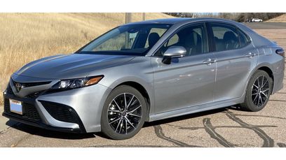 Used 2022 Toyota Camry SE