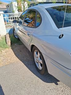 Used 2001 Ford Taurus SES