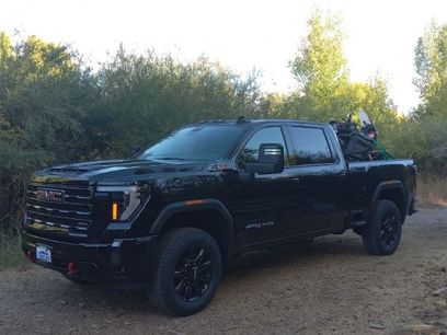 Used 2024 GMC Sierra 2500 AT4 w/ Max Trailering Package