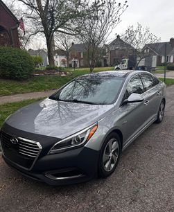 Used 2016 Hyundai Sonata Limited w/ Option Group 02