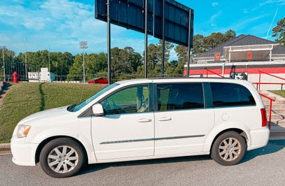Used 2014 Chrysler Town & Country Touring