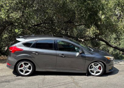 Used 2016 Ford Focus ST w/ Equipment Group 402A