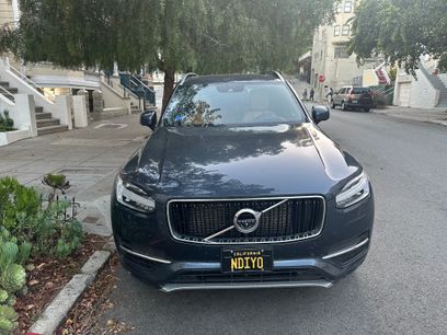 Used 2019 Volvo XC90 T8 Momentum w/ Advanced Package