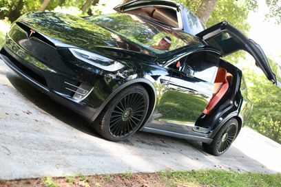 Used 2017 Tesla Model X 75D