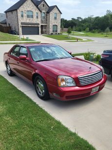 Used 2002 Cadillac De Ville Sedan w/ Comfort/Convenience Pkg