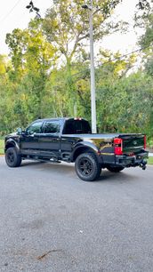 Used 2024 Ford F250 Lariat w/ Lariat Ultimate Package