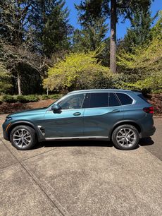 Used 2025 BMW X5 xDrive40i w/ Premium Package