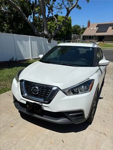 Used 2019 Nissan Kicks SV