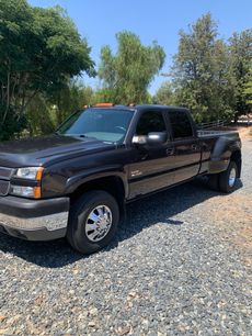 Used 2005 Chevrolet Silverado 3500 LT w/ Heavy-Duty Power Package