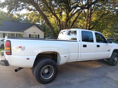 Used 2005 Chevrolet Silverado 3500 LS w/ Heavy-Duty Power Package
