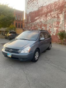 Used 2008 Kia Sedona LX