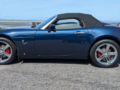 Used 2008 Pontiac Solstice GXP w/ Premium Package