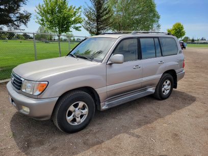 Used 2001 Toyota Land Cruiser w/ Convenience Pkg