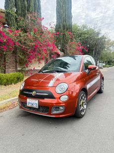 Used 2012 FIAT 500 Sport w/ Safety & Convenience Pkg