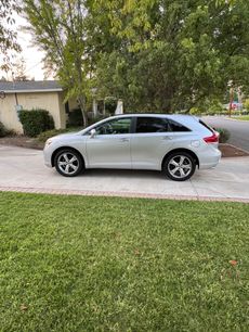 Used 2014 Toyota Venza XLE