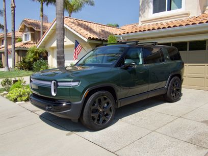 Used 2025 Rivian R1S Adventure