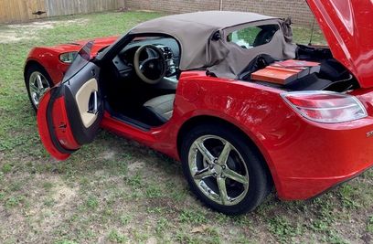 Used 2008 Saturn Sky