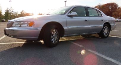 Used 2002 Lincoln Continental