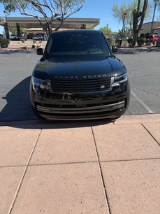 Used 2025 Land Rover Range Rover Long Wheelbase SE