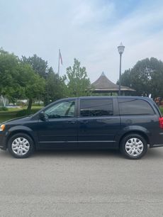 Used 2014 Dodge Grand Caravan SE w/ Quick Order Package 29E SE