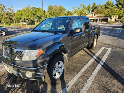 Used 2010 Nissan Frontier SE w/ Moonroof Pkg