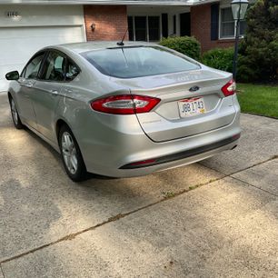 Used 2016 Ford Fusion SE