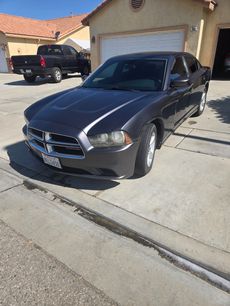 Used 2014 Dodge Charger SE
