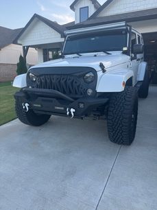 Used 2016 Jeep Wrangler Unlimited Sahara w/ Connectivity Group