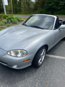 Used 2003 MAZDA MX-5 Miata
