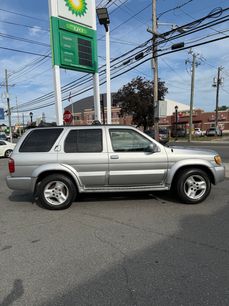 Used 2003 INFINITI QX4 4WD w/ Heated Seats Pkg